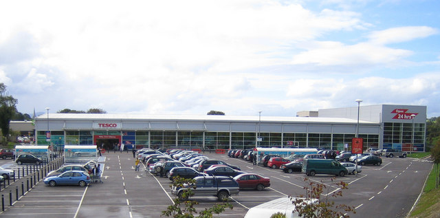 tesco 24/7 store